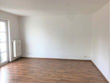 Wohnzimmer 3,5 Raum-Maisonettewohnung mit Balkon im 2. Obergeschoss in beliebter Wohnanlage