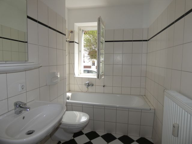 Bad - Ansicht �hnlich Etagenwohnung Eisenach