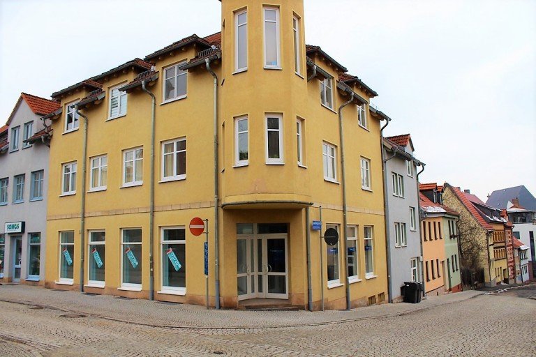 Ansicht Eisenach Dachgeschosswohnung VERKAUF: 1-Raumwohnung im Stadtzentrum