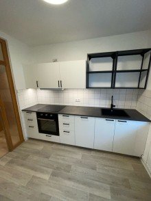 Einbauk�che F�r Kapitalanleger Ideal! helle 2-Raumwohnung im 1. Obergeschoss mit Einbauk�che und Balkon