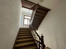 Treppenhaus Solide Kapitalanlage! 2-Raumwohnung in historischer S�dstadtvilla mit Stellplatz