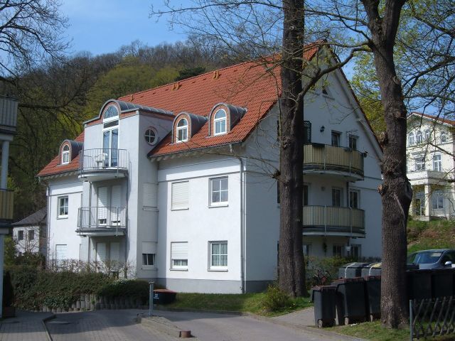 Hausansicht Eisenach Etagenwohnung helle 2-Raum-Wohnung mit Balkon und Tiefgaragenstellplatz in bevorzugter Wohnlage