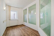 Wartebereich Gro�z�gige Praxis- / B�ror�ume im Zentrum Eisenachs mit Aufzug im Haus