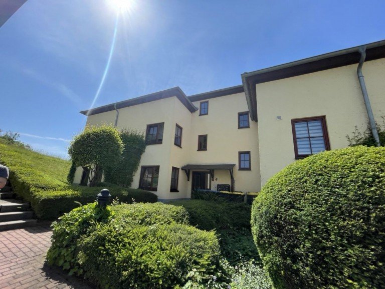 Au�enansicht Stedtfeld Etagenwohnung F�r Kapitalanleger oder Eigennutzer! 3-Raum-Wohnung mit Balkon und Garage!