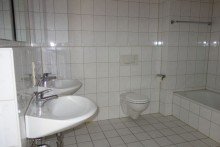 Bad Gro�z�gige 2-Raum-Wohnung iim Erdgeschoss n ruhiger Lage