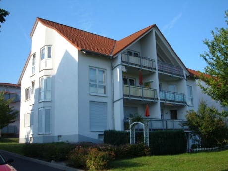 Au�enansicht Eisenach Souterrainwohnung 2-Raumwohnung mit Einbauk�che, Terrasse und Stellplatz in gepflegter Wohnanlage N�he Eisenach