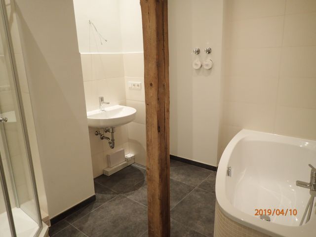 Bad1 Etagenwohnung Eisenach