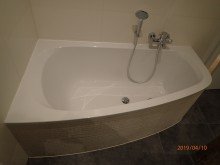 Wanne ger�umige 4-Zimmerwohnung im Erdgeschoss in zentrumsnaher Lage