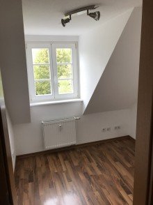 Kinderzimmer 3,5 Raum-Maisonettewohnung mit Balkon im 2. Obergeschoss in beliebter Wohnanlage