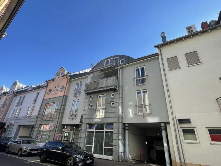 Vorderansicht Eisenach Wohnung Verkauf!!! Moderne 3-Raumwohnung mit Balkon und TG-Stellplatz in Eisenach