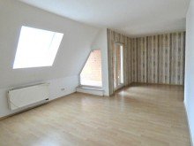 Wohnzimmer Solide Kapitalanlage! Gro�e 3-Raumwohnung mit Loggia und Stellplatz in Eisenachs Villenviertel