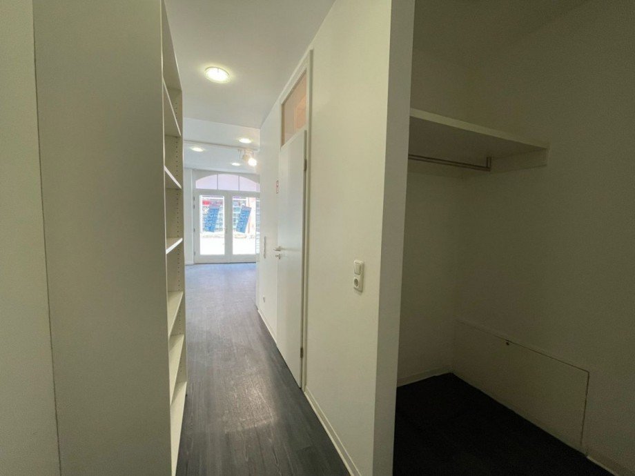 Flur mit Garderobe B�ro / Praxis Eisenach