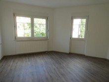 Schlafzimmer Gro�z�gige 2-Raum-Wohnung iim Erdgeschoss n ruhiger Lage