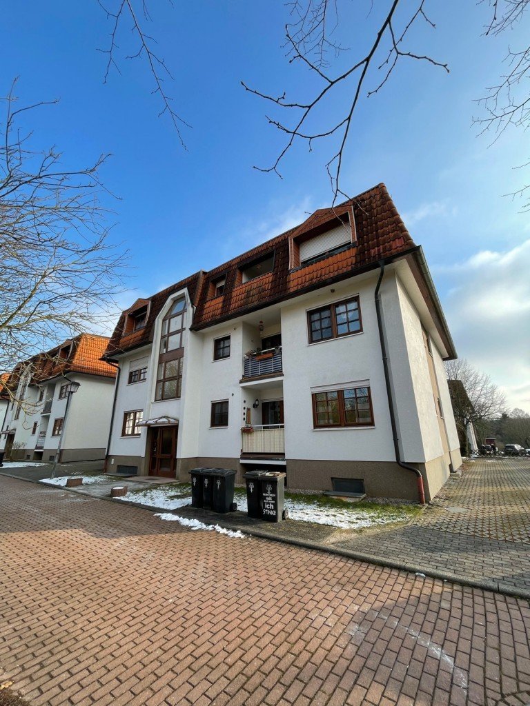Objektansicht Eisenach Etagenwohnung In Stadtrandlage gelegene 2-Raumwohnung mit Balkon und Stellplatz
